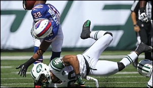 Jets SS Laron Landry Says He Didn't Realize Bills RB Fred Jackson Was Injured-laron-landry.jpg