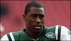 Jets CB Darrelle Revis Suffering From A Mild Concussion-7_darrelle_revis.jpg