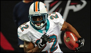 Click image for larger version
Name:	4_Reggie_Bush.jpg
Views:	119
Size:	63.3 KB
ID:	42225